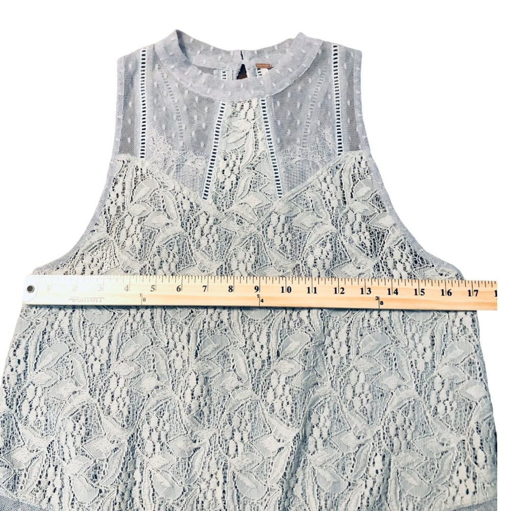 Free People S/PLight Blue Gray Modern Dot Lace High Neck Fashion Tunic Top Small - Picture 8 of 13